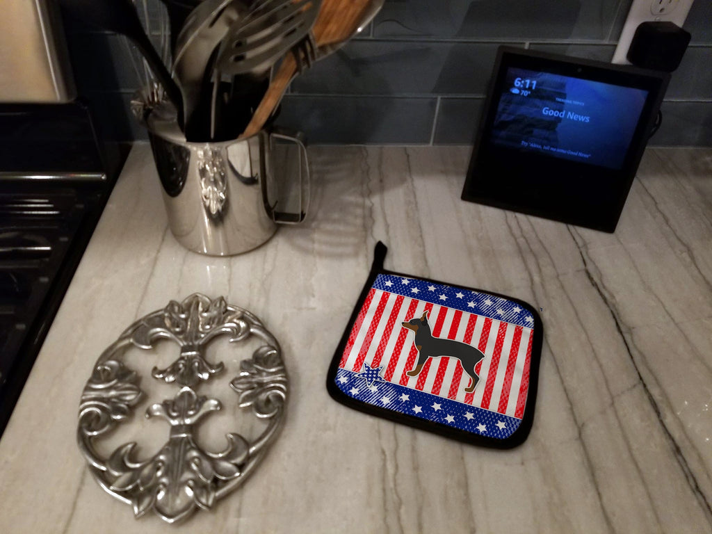 USA Patriotic Toy Fox Terrier Pot Holder Set of 2 Heat Resistant Quilted Hot Pads 7.5 x 7.5 Inch, Insulated Kitchen Trivets for Cooking & Baking