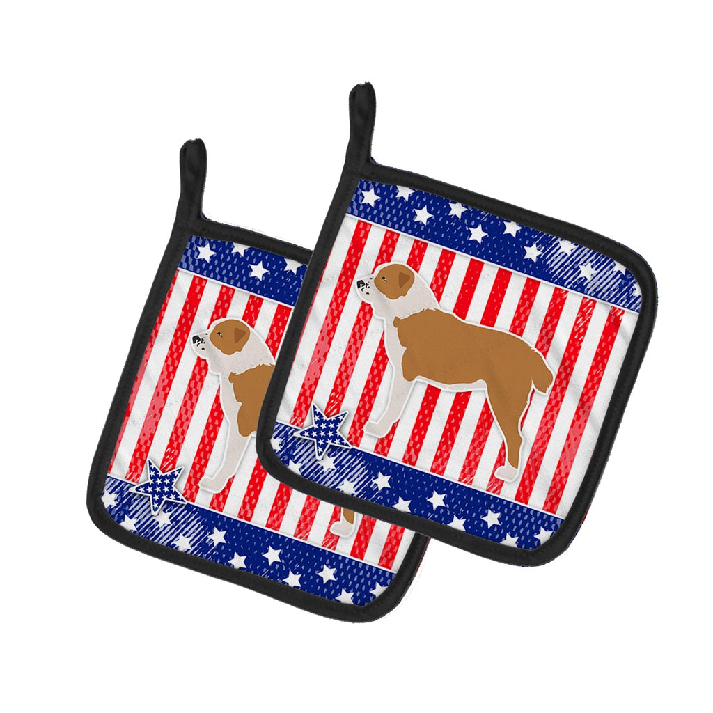 USA Patriotic Central Asian Shepherd Dog Pot Holder Set of 2 Heat Resistant Quilted Hot Pads 7.5 x 7.5 Inch, Insulated Kitchen Trivets for Cooking & Baking