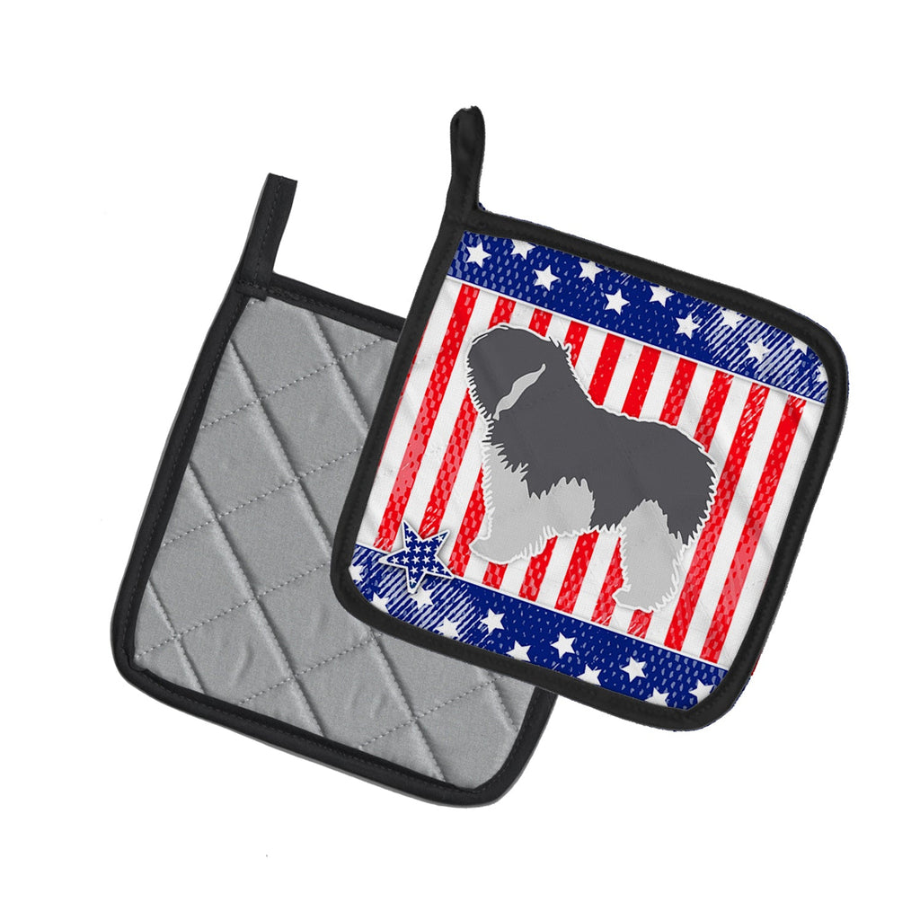 USA Patriotic Polish Lowland Sheepdog Dog Pot Holder Set of 2 Heat Resistant Quilted Hot Pads 7.5 x 7.5 Inch, Insulated Kitchen Trivets for Cooking & Baking