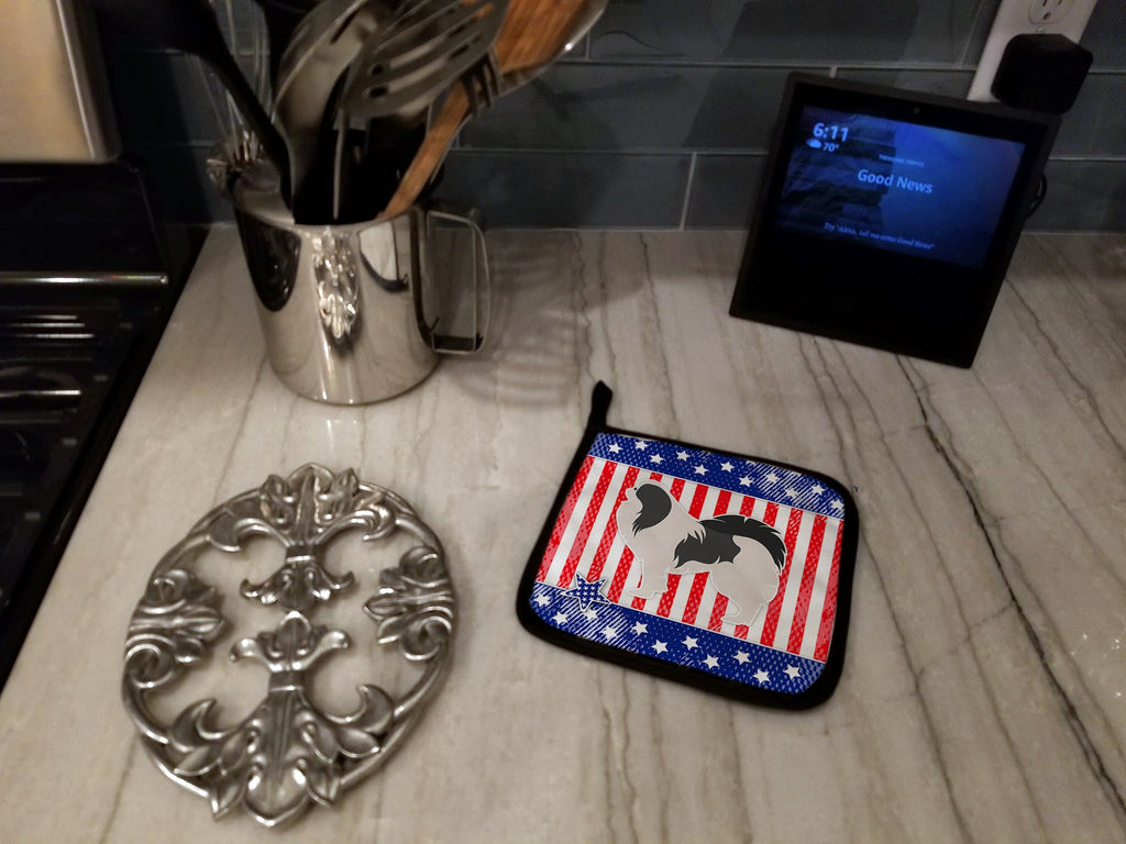 USA Patriotic Japanese Chin Pot Holder Set of 2 Heat Resistant Quilted Hot Pads 7.5 x 7.5 Inch, Insulated Kitchen Trivets for Cooking & Baking