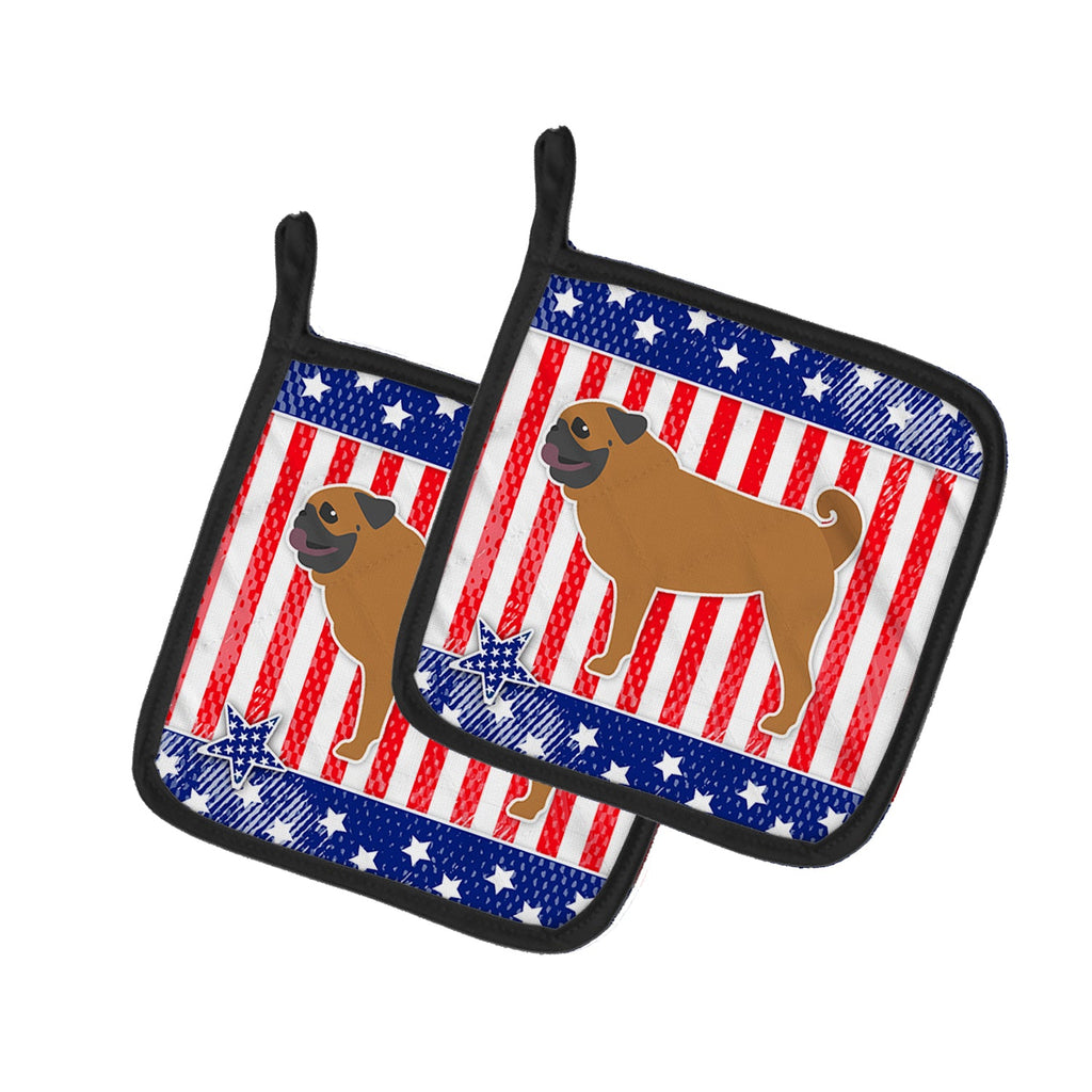 USA Patriotic Pug Pot Holder Set of 2 Heat Resistant Quilted Hot Pads 7.5 x 7.5 Inch, Insulated Kitchen Trivets for Cooking & Baking