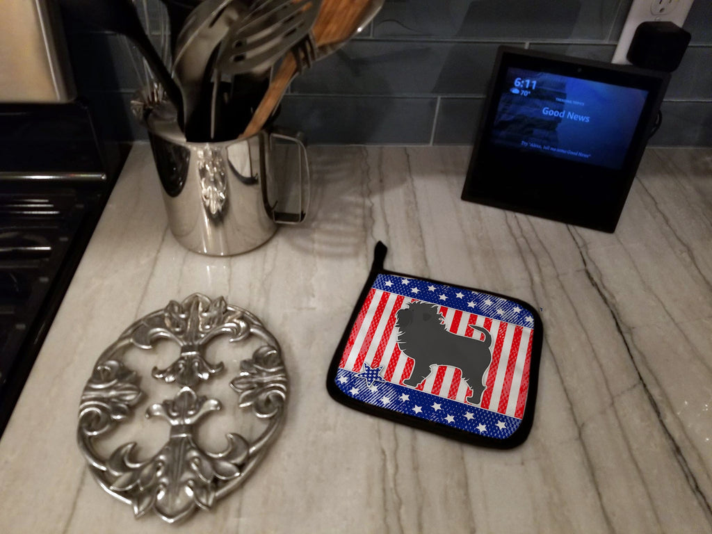 USA Patriotic Affenpinscher Pot Holder Set of 2 Heat Resistant Quilted Hot Pads 7.5 x 7.5 Inch, Insulated Kitchen Trivets for Cooking & Baking