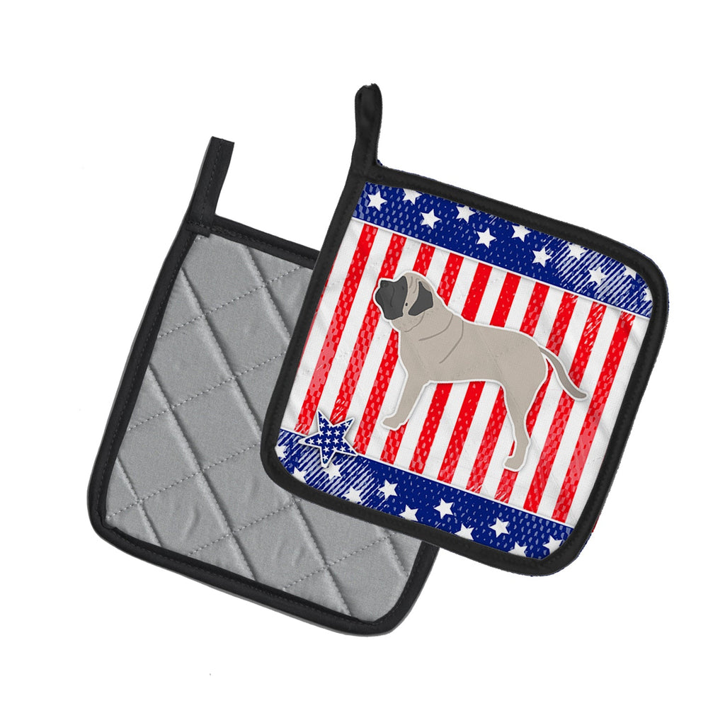 USA Patriotic English Mastiff Pot Holder Set of 2 Heat Resistant Quilted Hot Pads 7.5 x 7.5 Inch, Insulated Kitchen Trivets for Cooking & Baking