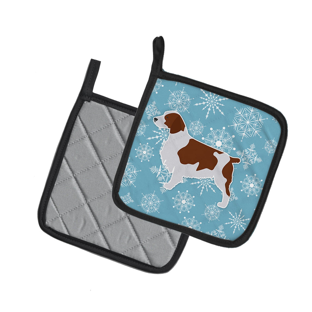 Winter Snowflake Welsh Springer Spaniel Pot Holder Set of 2 Heat Resistant Quilted Hot Pads 7.5 x 7.5 Inch, Insulated Kitchen Trivets for Cooking & Baking