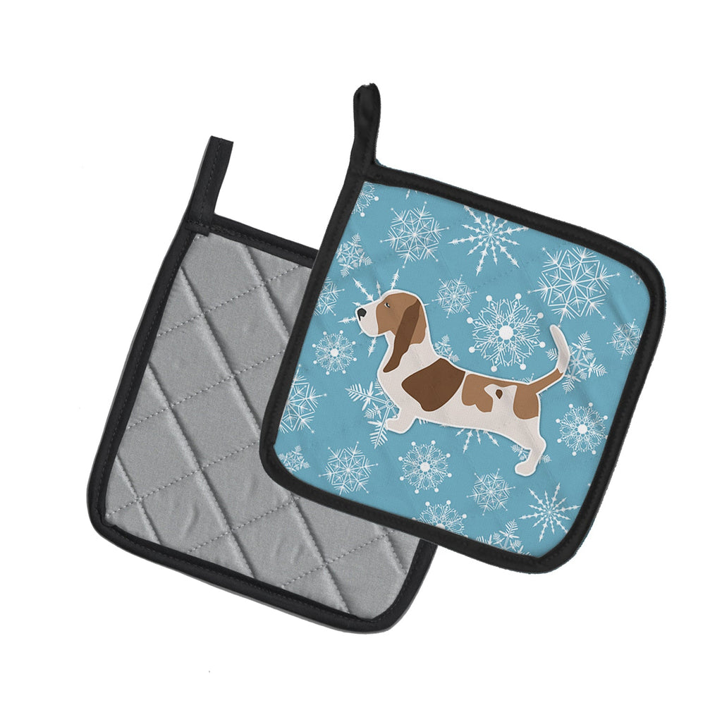 Winter Snowflake Basset Hound Pot Holder Set of 2 Heat Resistant Quilted Hot Pads 7.5 x 7.5 Inch, Insulated Kitchen Trivets for Cooking & Baking