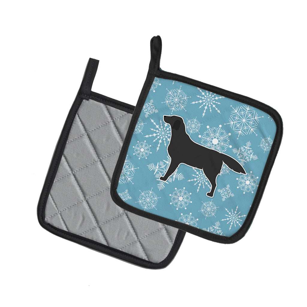 Winter Snowflake Black Labrador Retriever Pot Holder Set of 2 Heat Resistant Quilted Hot Pads 7.5 x 7.5 Inch, Insulated Kitchen Trivets for Cooking & Baking