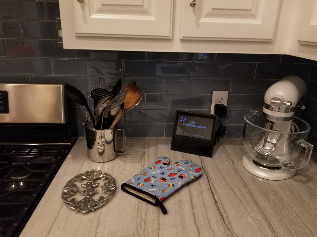 Dog House Collection Staffordshire Bull Terrier Oven Mitt Heat Resistant Thick Oven Mitt for Hot Pans and Oven, Kitchen Mitt Protect Hands, Cooking Baking Glove
