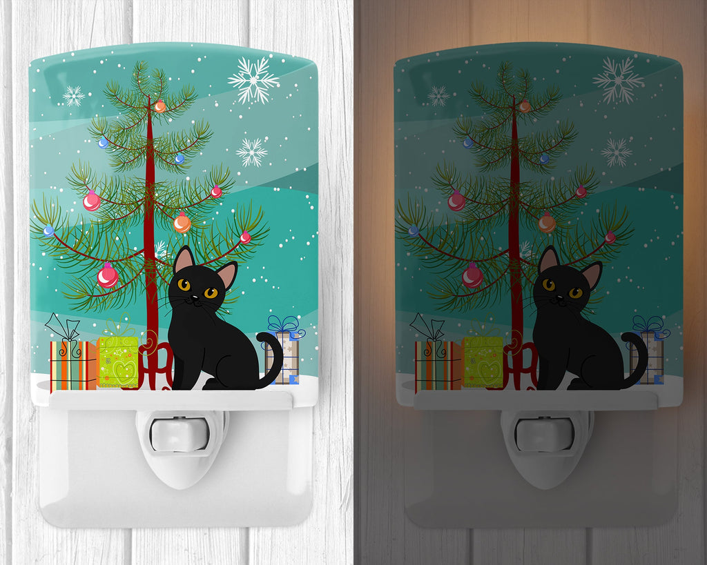 Bombay Cat Merry Christmas Tree Ceramic Night Light Compact, UL-Certified, Ideal for Bedroom, Bathroom, Nursery, Hallway, Kitchen, 6x4x3, Multicolor