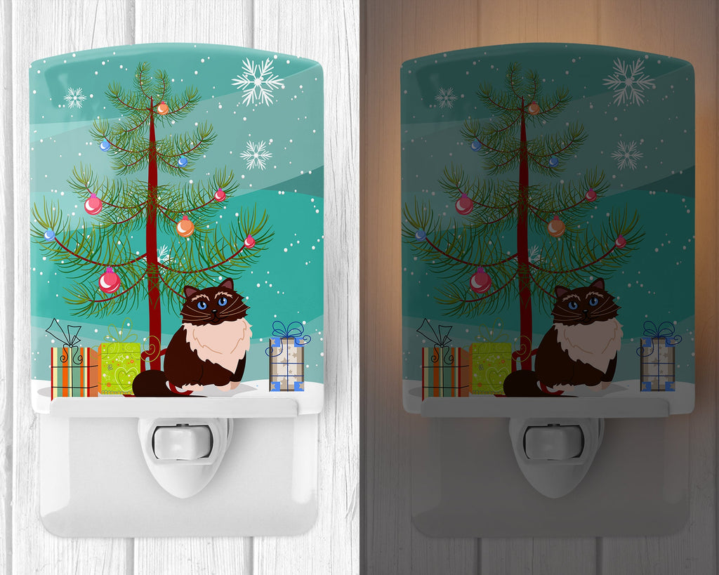 Himalayan Cat Merry Christmas Tree Ceramic Night Light Compact, UL-Certified, Ideal for Bedroom, Bathroom, Nursery, Hallway, Kitchen, 6x4x3, Multicolor