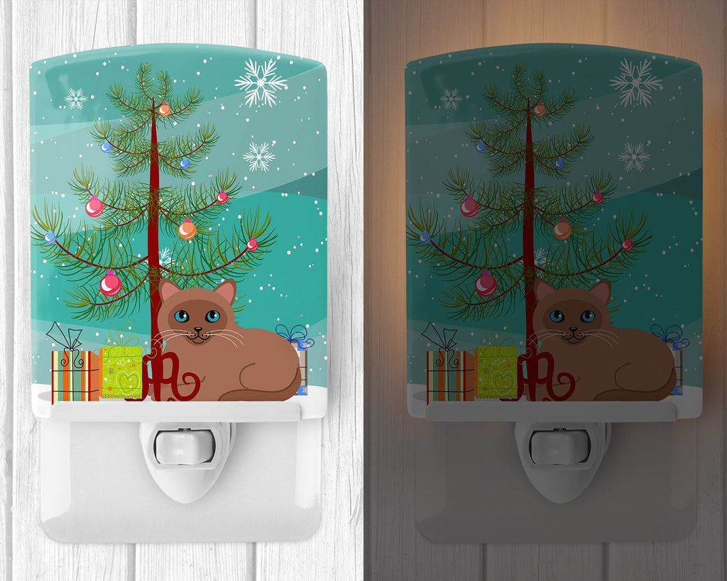 Tonkinese Cat Merry Christmas Tree Ceramic Night Light Compact, UL-Certified, Ideal for Bedroom, Bathroom, Nursery, Hallway, Kitchen, 6x4x3, Multicolor