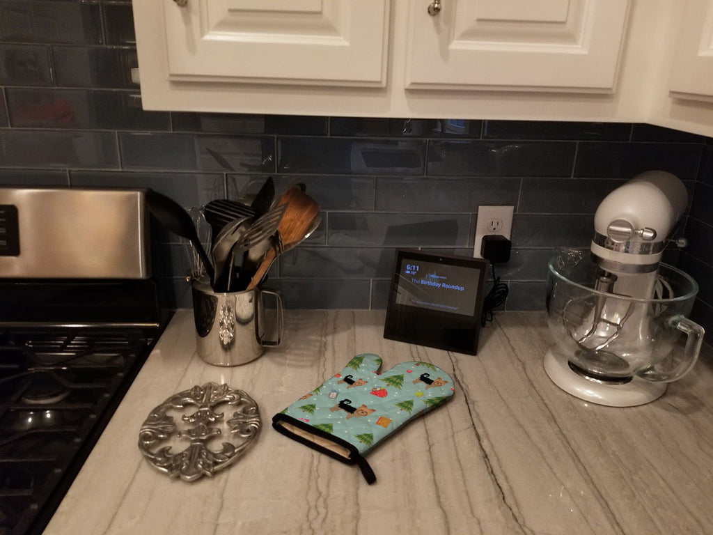Christmas Yorkshire Terrier Oven Mitt Heat Resistant Thick Oven Mitt for Hot Pans and Oven, Kitchen Mitt Protect Hands, Cooking Baking Glove