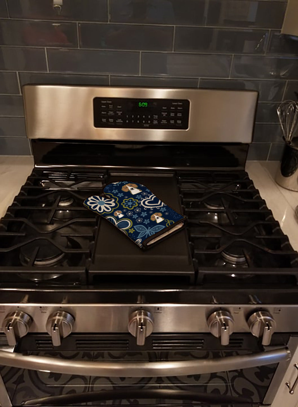 Blue Flowers Beagle Oven Mitt Heat Resistant Thick Oven Mitt for Hot Pans and Oven, Kitchen Mitt Protect Hands, Cooking Baking Glove