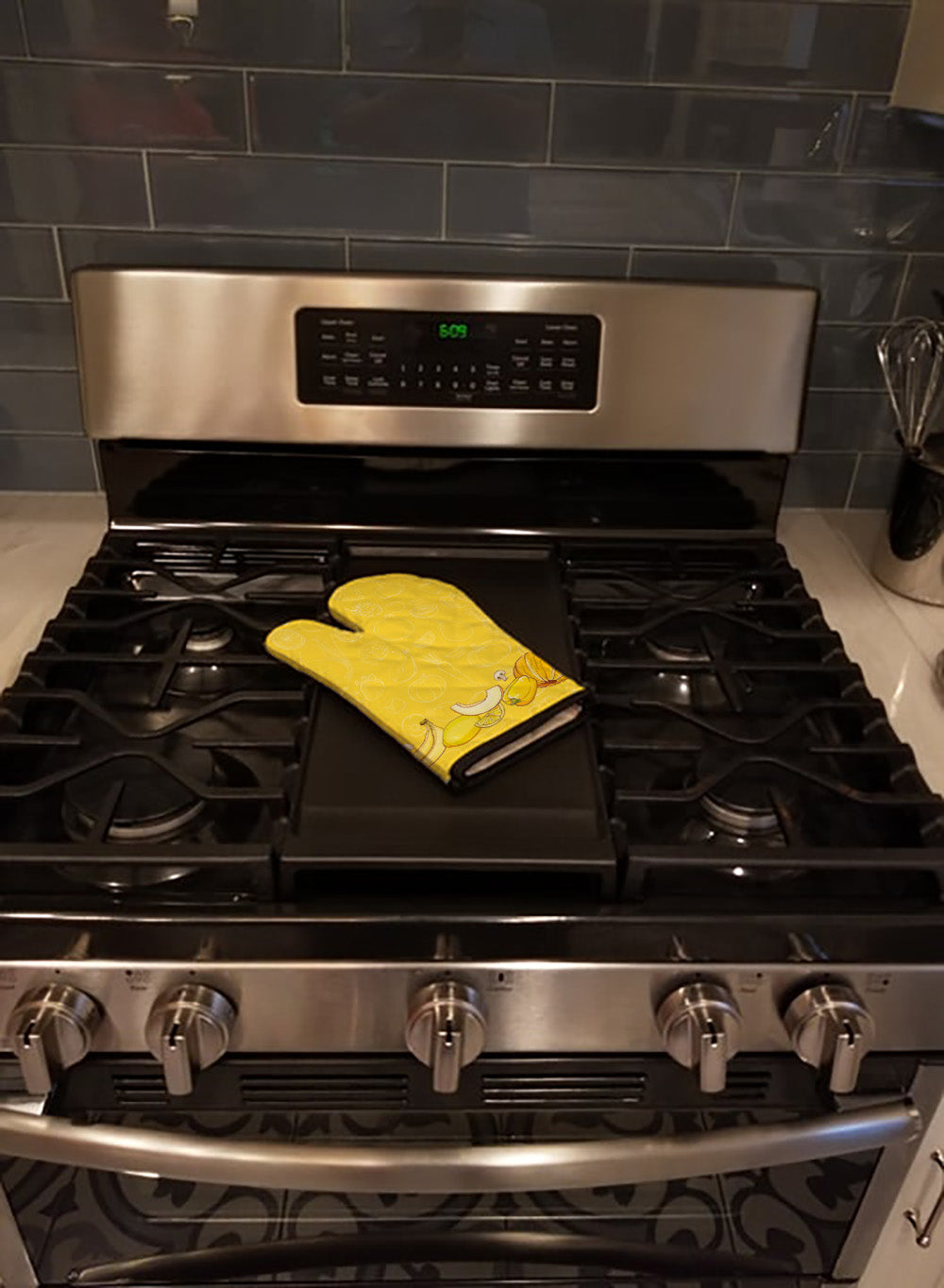 Fruits and Vegetables in Yellow Oven Mitt Heat Resistant Thick Oven Mitt for Hot Pans and Oven, Kitchen Mitt Protect Hands, Cooking Baking Glove