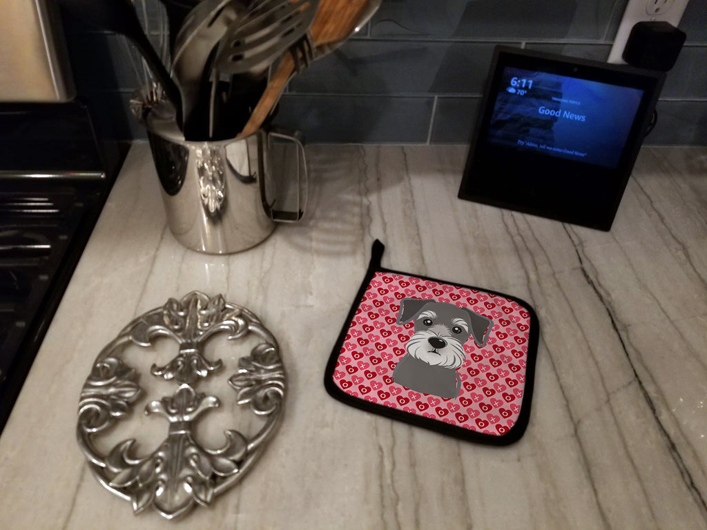 Schnauzer Pot Holder Set of 2 Heat Resistant Quilted Hot Pads 7.5 x 7.5 Inch, Insulated Kitchen Trivets for Cooking & Baking
