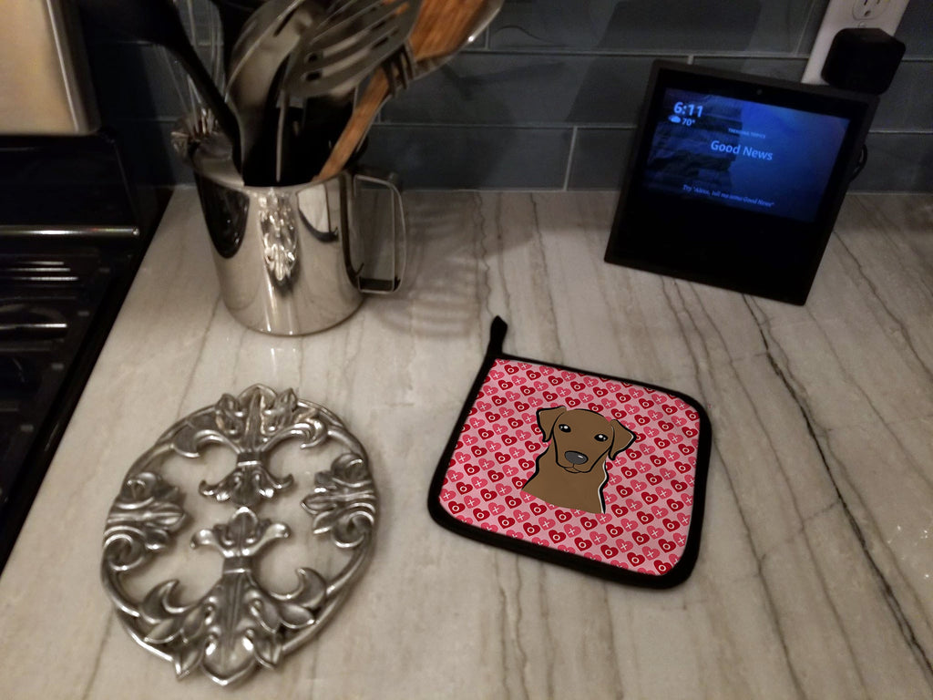 Chocolate Labrador Pot Holder Set of 2 Heat Resistant Quilted Hot Pads 7.5 x 7.5 Inch, Insulated Kitchen Trivets for Cooking & Baking