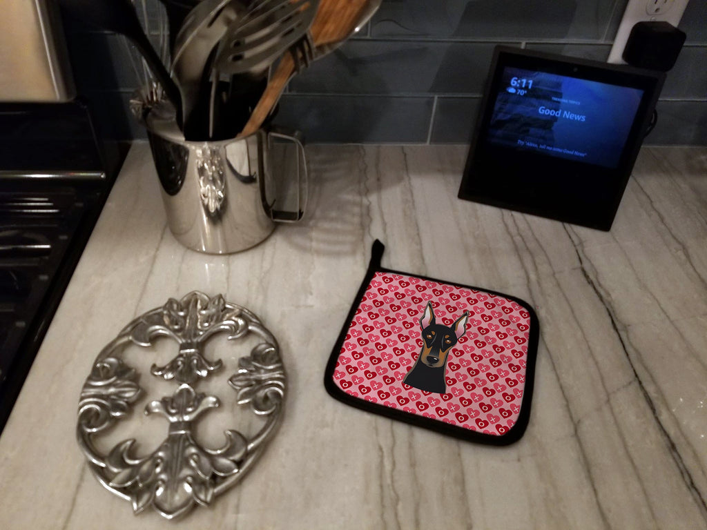 Doberman Pinscher Pot Holder Set of 2 Heat Resistant Quilted Hot Pads 7.5 x 7.5 Inch, Insulated Kitchen Trivets for Cooking & Baking