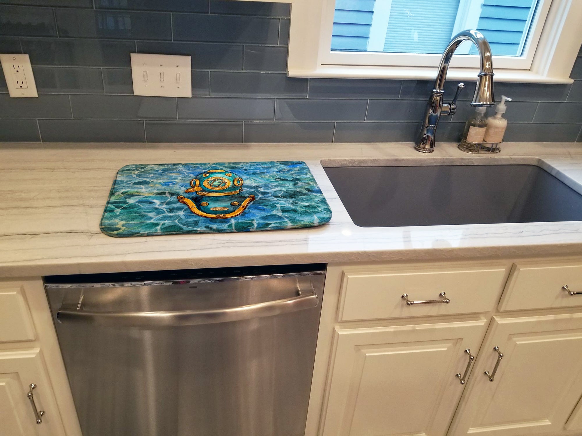 Deep Sea Diving Helmet Dish Drying Mat Absorbent Dish Drying Mat Pad for Kitchen Counter Dish Drainer Mat for Countertop, 14 x 21", Multicolor