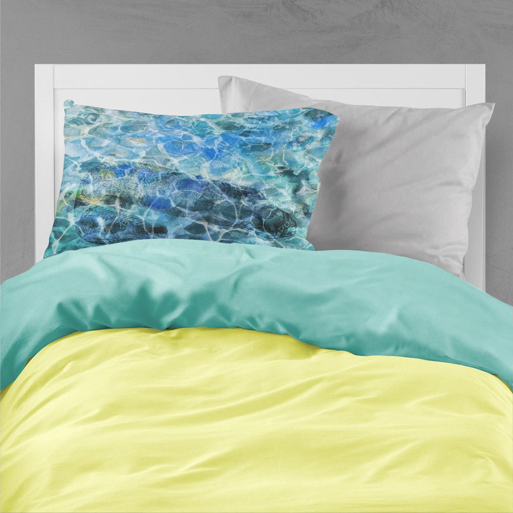 Eel Under water Standard Pillowcase Lightweight Super Soft Easy Care Decorative Artwork Pillowcase, Standard