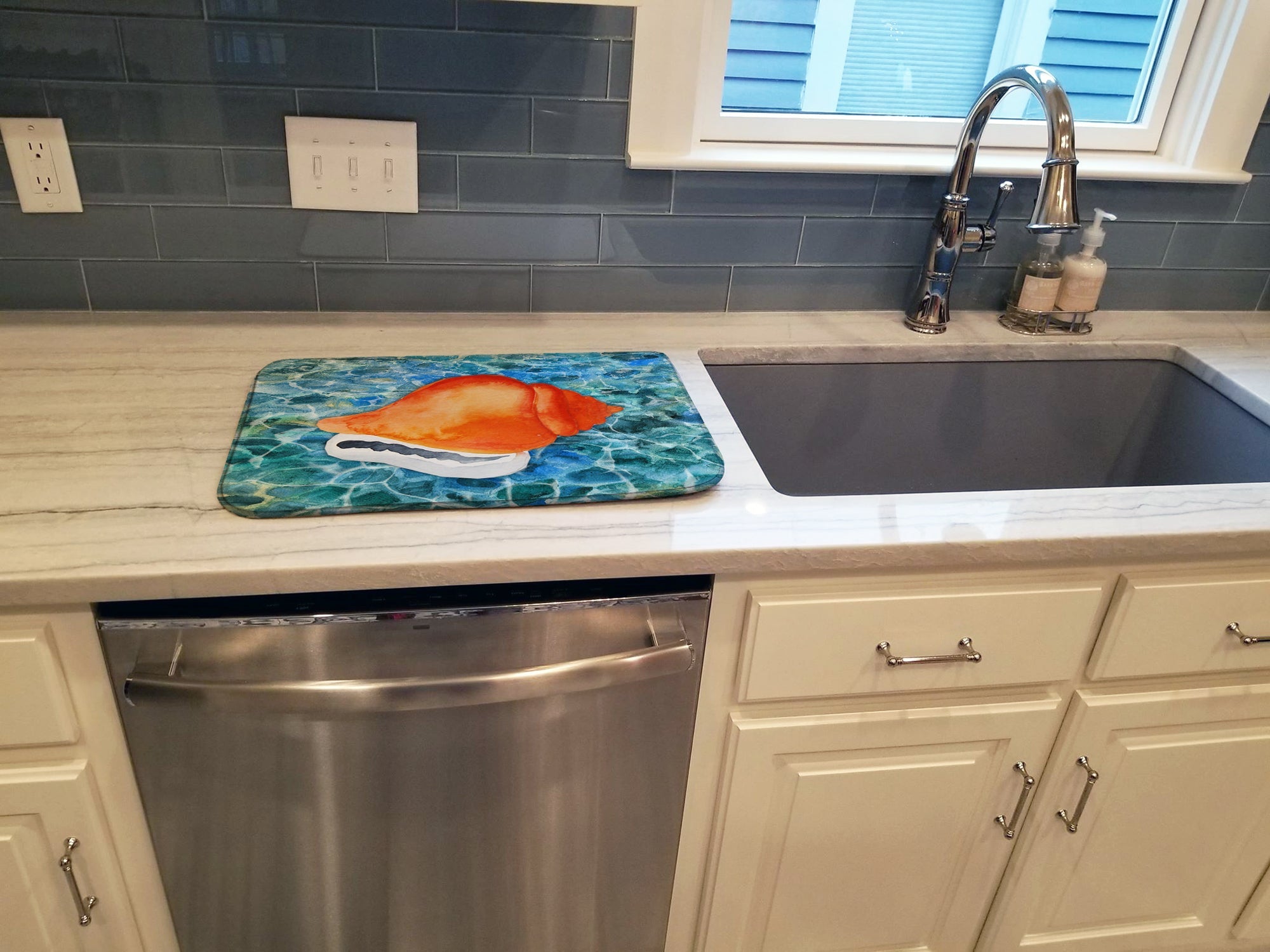 Sea Shell Dish Drying Mat Absorbent Dish Drying Mat Pad for Kitchen Counter Dish Drainer Mat for Countertop, 14 x 21", Multicolor