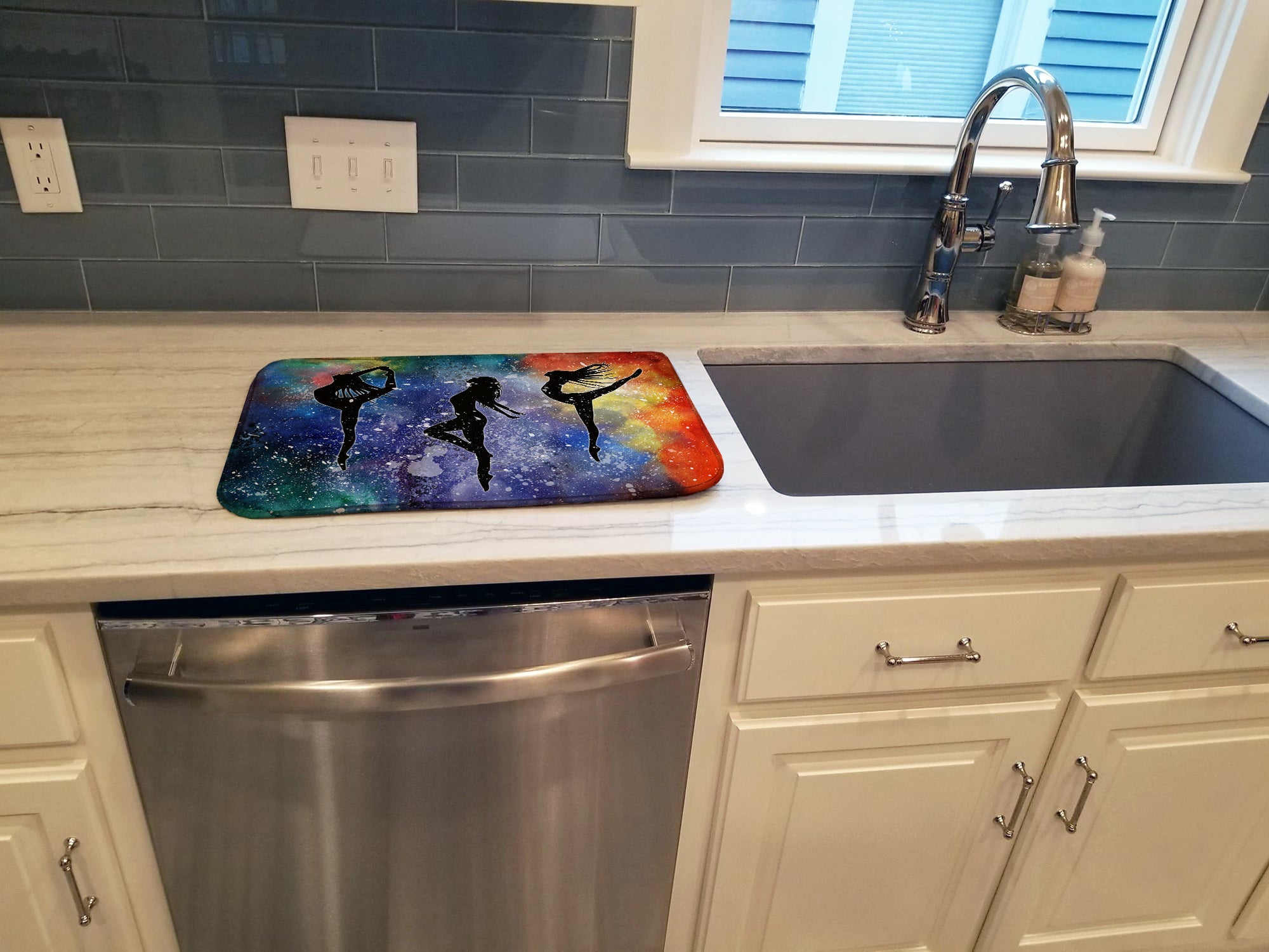 Dancers Dish Drying Mat Absorbent Dish Drying Mat Pad for Kitchen Counter Dish Drainer Mat for Countertop, 14 x 21", Multicolor