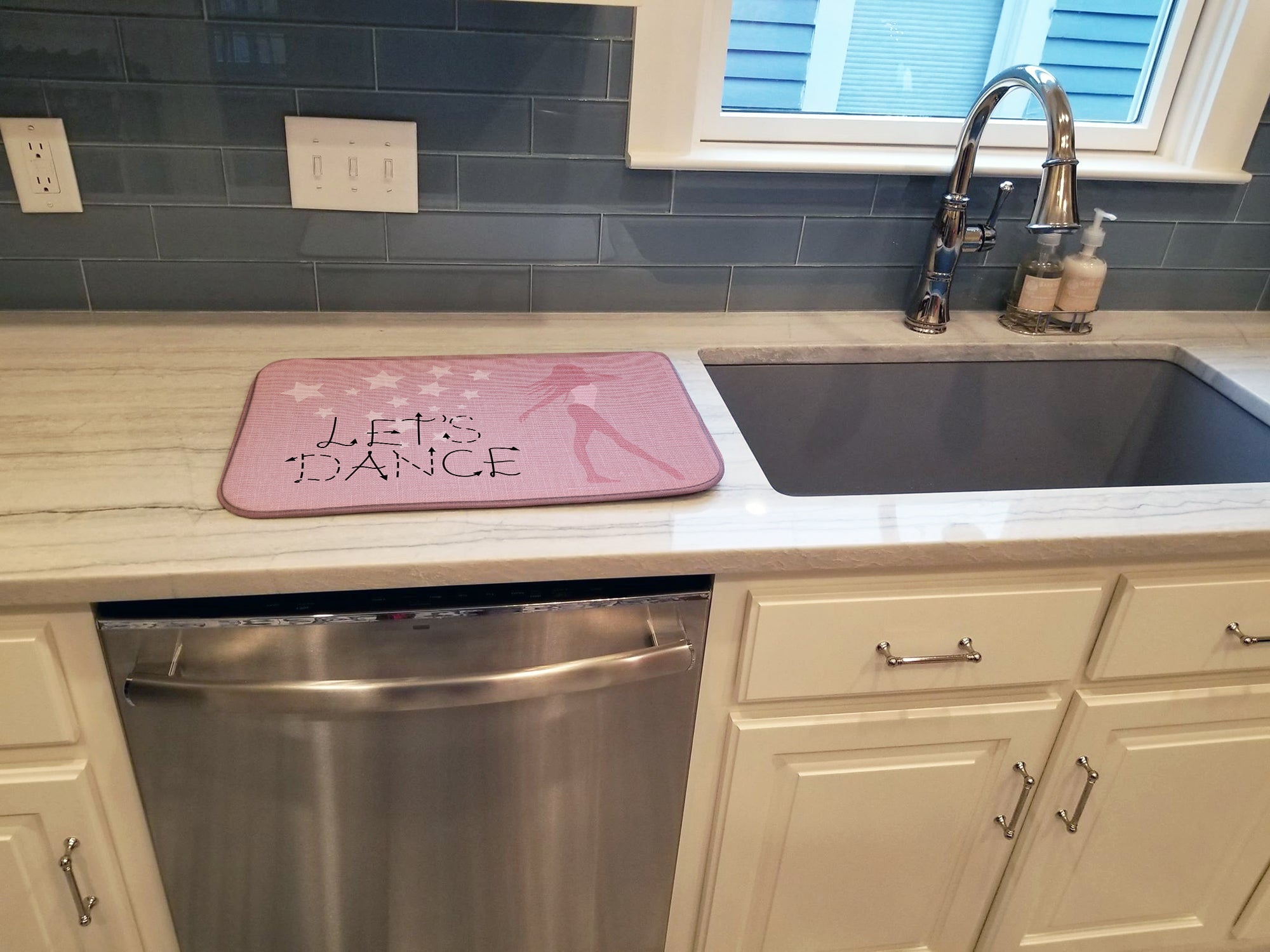 Let's Dance Linen Pink Dish Drying Mat Absorbent Dish Drying Mat Pad for Kitchen Counter Dish Drainer Mat for Countertop, 14 x 21", Multicolor