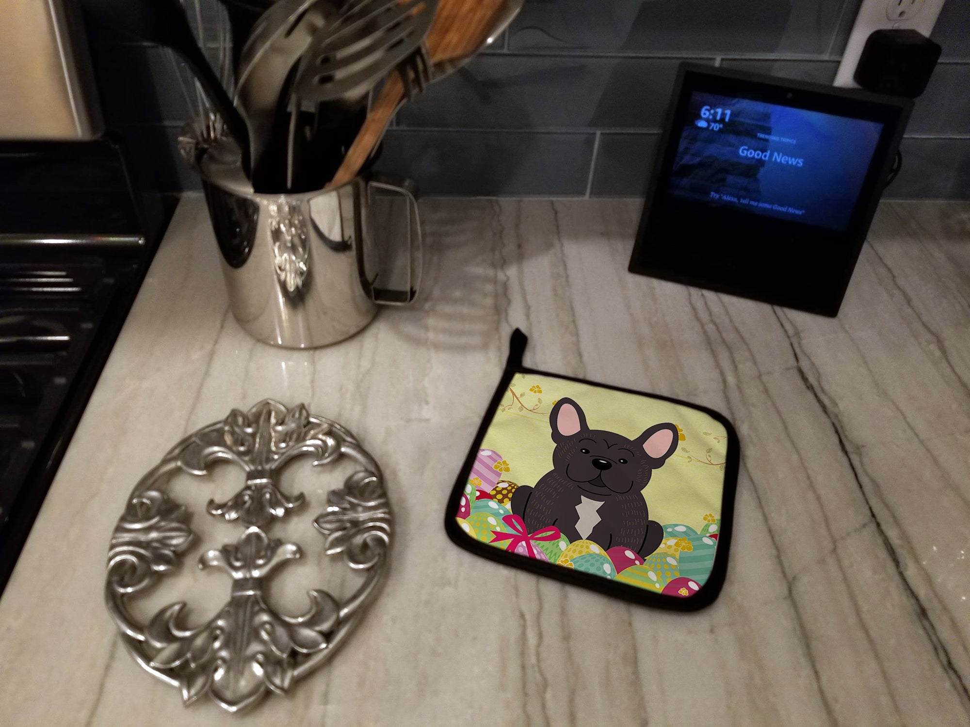 Easter Eggs French Bulldog Brindle Pot Holder Set of 2 Heat Resistant Quilted Hot Pads 7.5 x 7.5 Inch, Insulated Kitchen Trivets for Cooking & Baking
