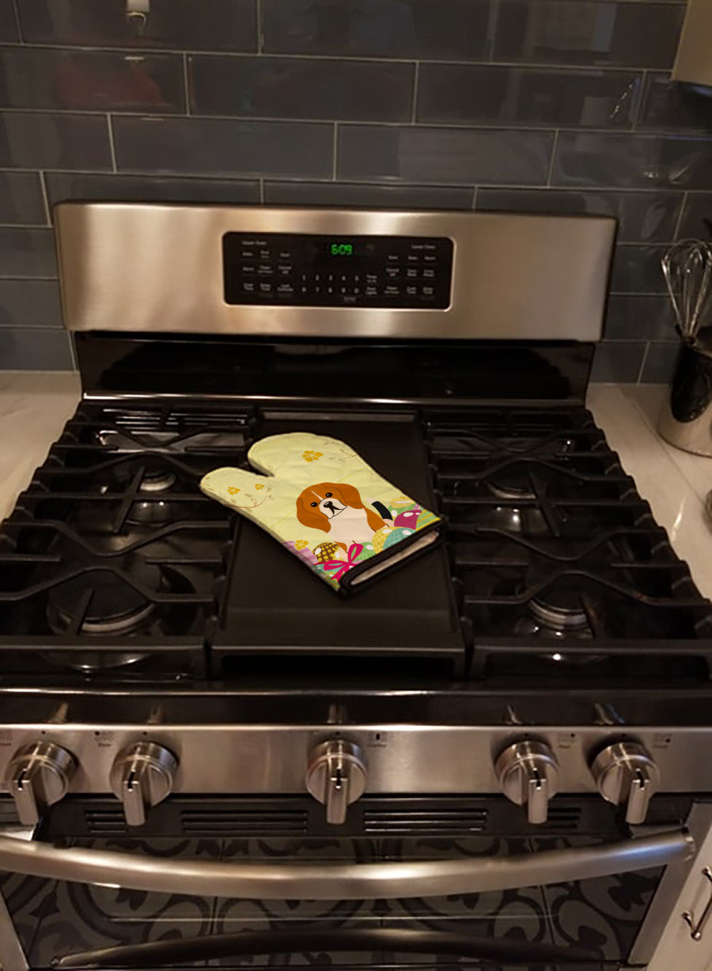 Easter Eggs Beagle Tricolor Oven Mitt Heat Resistant Thick Oven Mitt for Hot Pans and Oven, Kitchen Mitt Protect Hands, Cooking Baking Glove