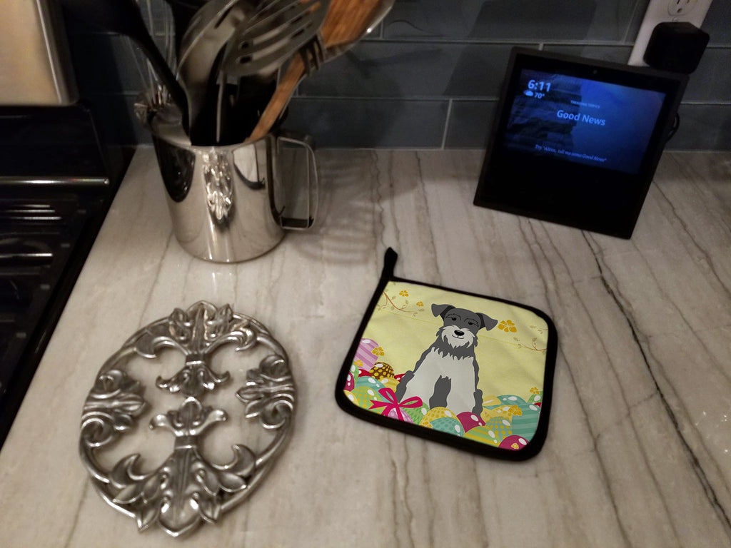 Easter Eggs Miniature Schnauzer Salt and Pepper Pot Holder Set of 2 Heat Resistant Quilted Hot Pads 7.5 x 7.5 Inch, Insulated Kitchen Trivets for Cooking & Baking