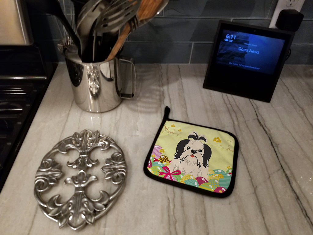 Easter Eggs Shih Tzu Black White Pot Holder Set of 2 Heat Resistant Quilted Hot Pads 7.5 x 7.5 Inch, Insulated Kitchen Trivets for Cooking & Baking