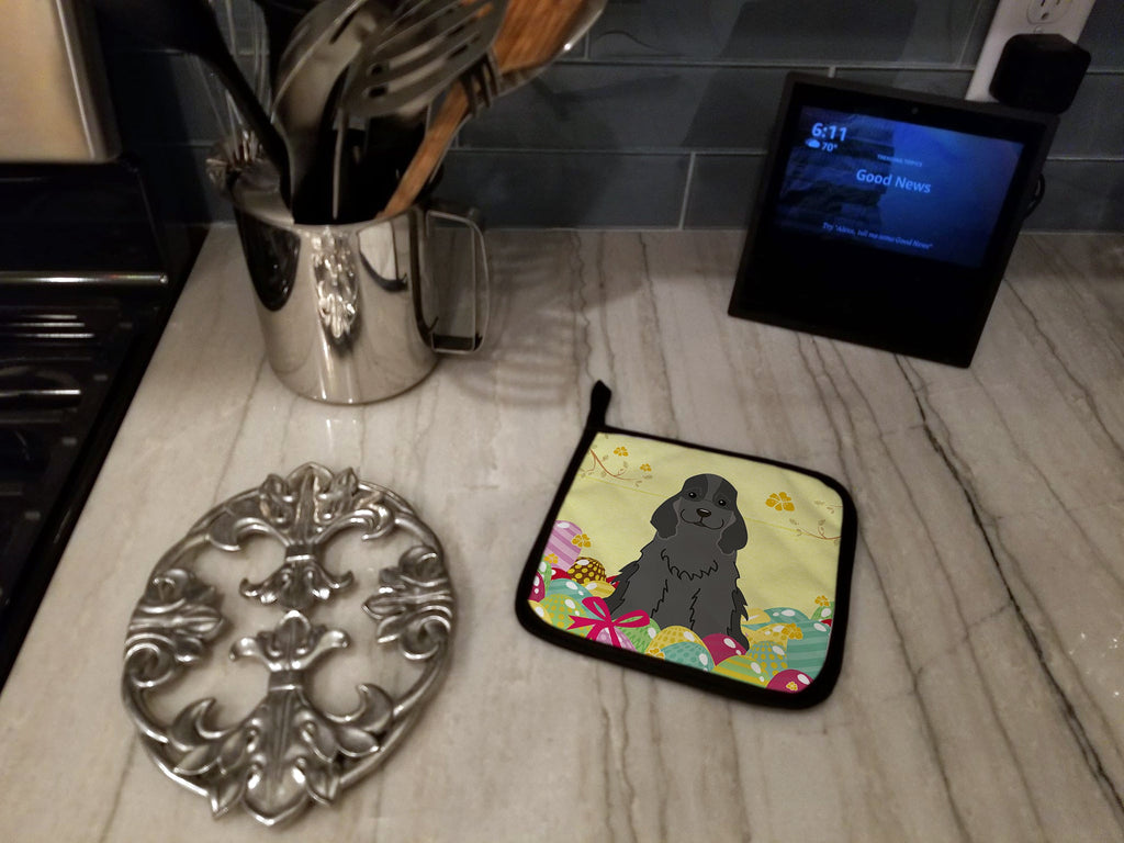 Easter Eggs Cocker Spaniel Black Pot Holder Set of 2 Heat Resistant Quilted Hot Pads 7.5 x 7.5 Inch, Insulated Kitchen Trivets for Cooking & Baking