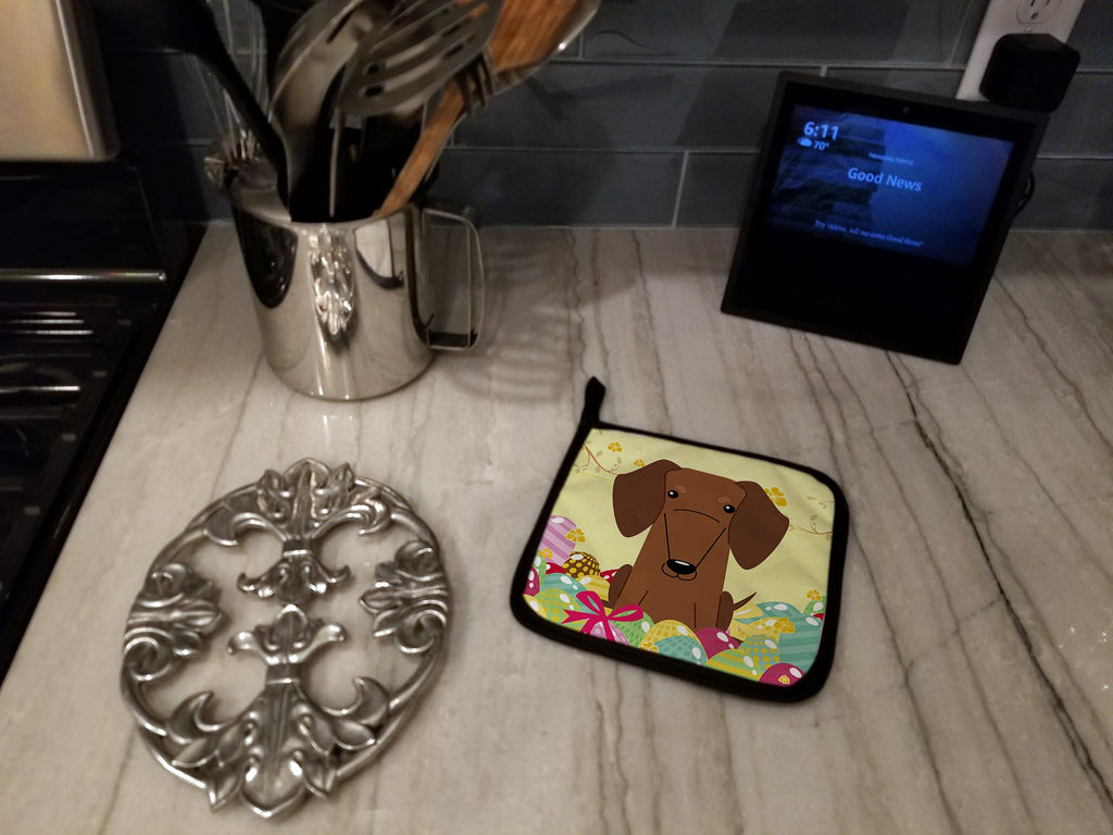 Easter Eggs Dachshund Red Brown Pot Holder Set of 2 Heat Resistant Quilted Hot Pads 7.5 x 7.5 Inch, Insulated Kitchen Trivets for Cooking & Baking