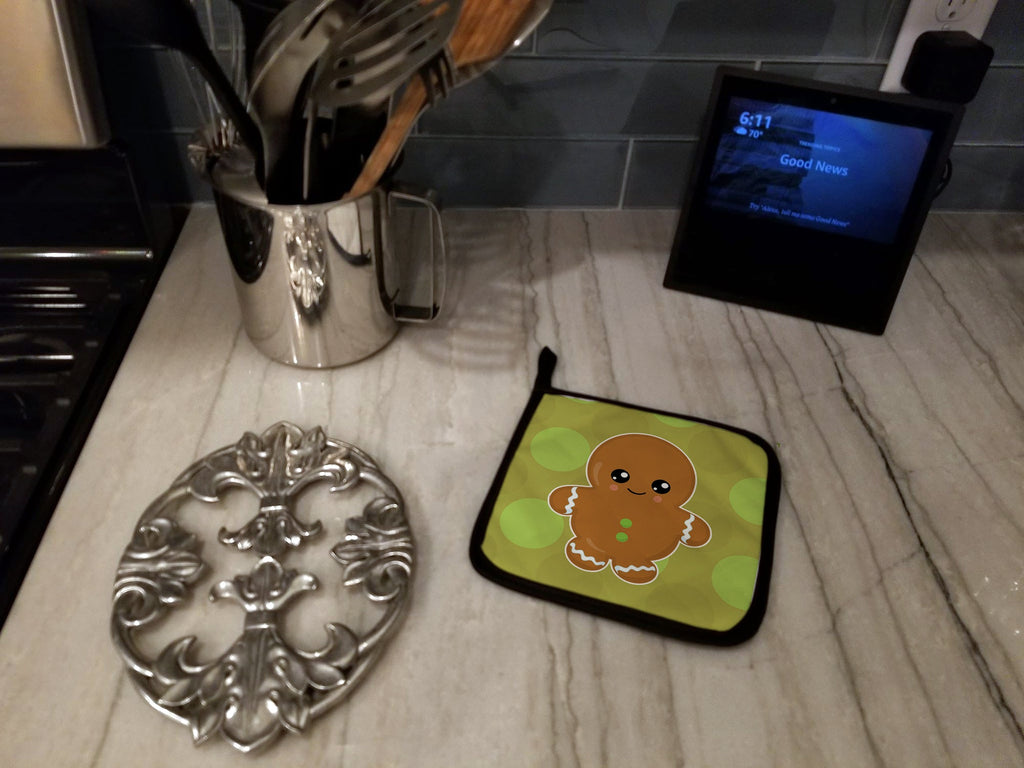 Christmas Gingerbread Man Pot Holder Set of 2 Heat Resistant Quilted Hot Pads 7.5 x 7.5 Inch, Insulated Kitchen Trivets for Cooking & Baking