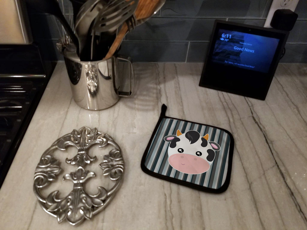 Cow Face Pot Holder Set of 2 Heat Resistant Quilted Hot Pads 7.5 x 7.5 Inch, Insulated Kitchen Trivets for Cooking & Baking