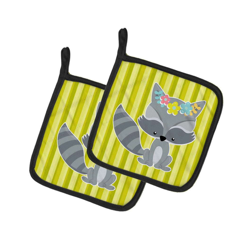 Raccoon with Flowers Pot Holder Set of 2 Heat Resistant Quilted Hot Pads 7.5 x 7.5 Inch, Insulated Kitchen Trivets for Cooking & Baking
