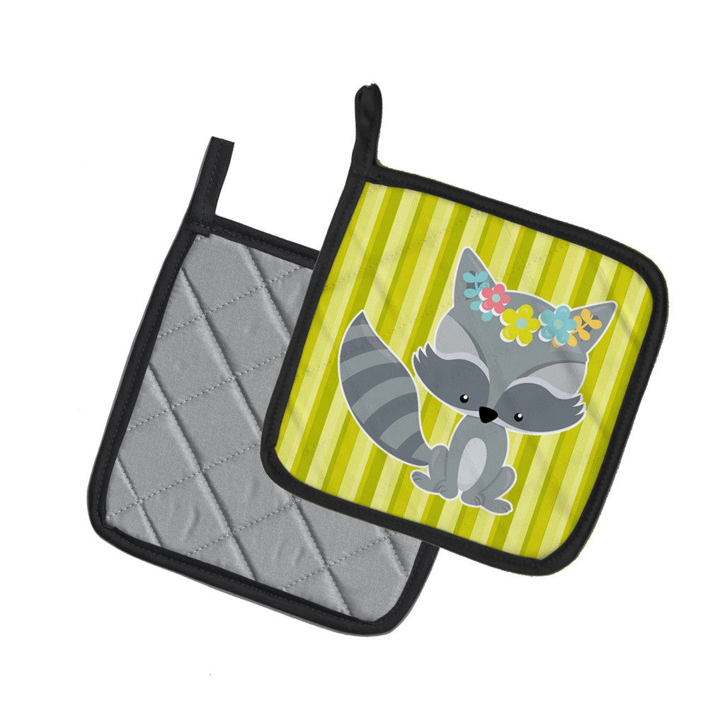 Raccoon with Flowers Pot Holder Set of 2 Heat Resistant Quilted Hot Pads 7.5 x 7.5 Inch, Insulated Kitchen Trivets for Cooking & Baking