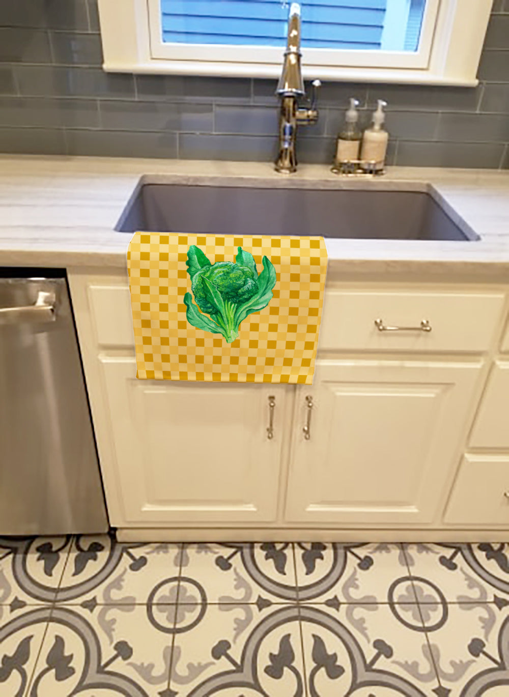 Broccoli on Basketweave Kitchen Towel Velour Plush Front and Cotton Loop Back Machine Washable