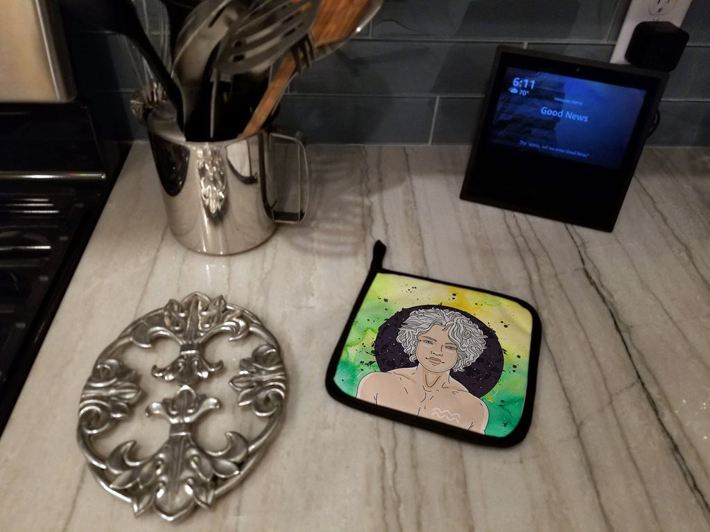 Aquarius Zodiac Sign Pot Holder Set of 2 Heat Resistant Quilted Hot Pads 7.5 x 7.5 Inch, Insulated Kitchen Trivets for Cooking & Baking