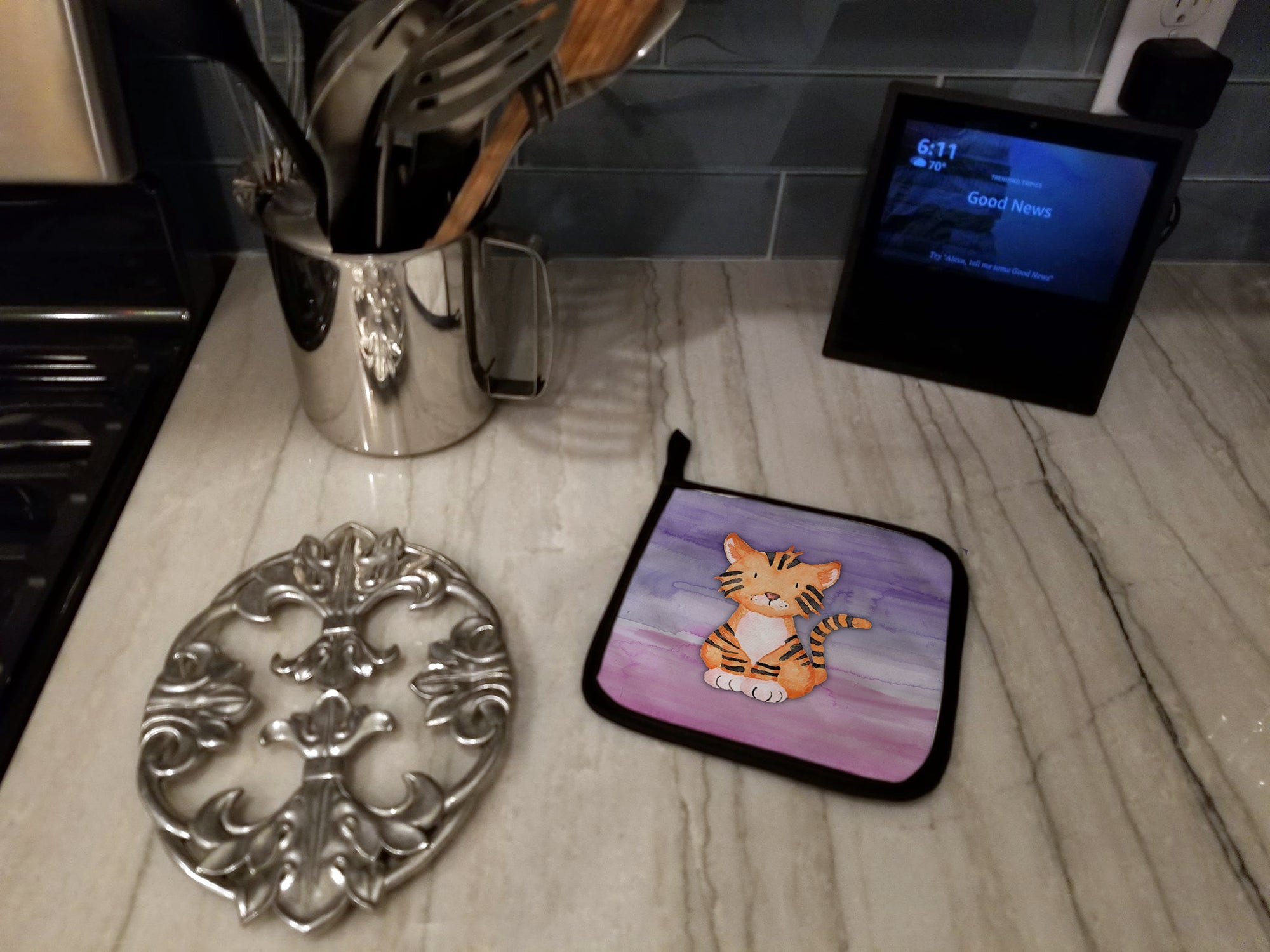 Tiger Cub Watercolor Pot Holder Set of 2 Heat Resistant Quilted Hot Pads 7.5 x 7.5 Inch, Insulated Kitchen Trivets for Cooking & Baking