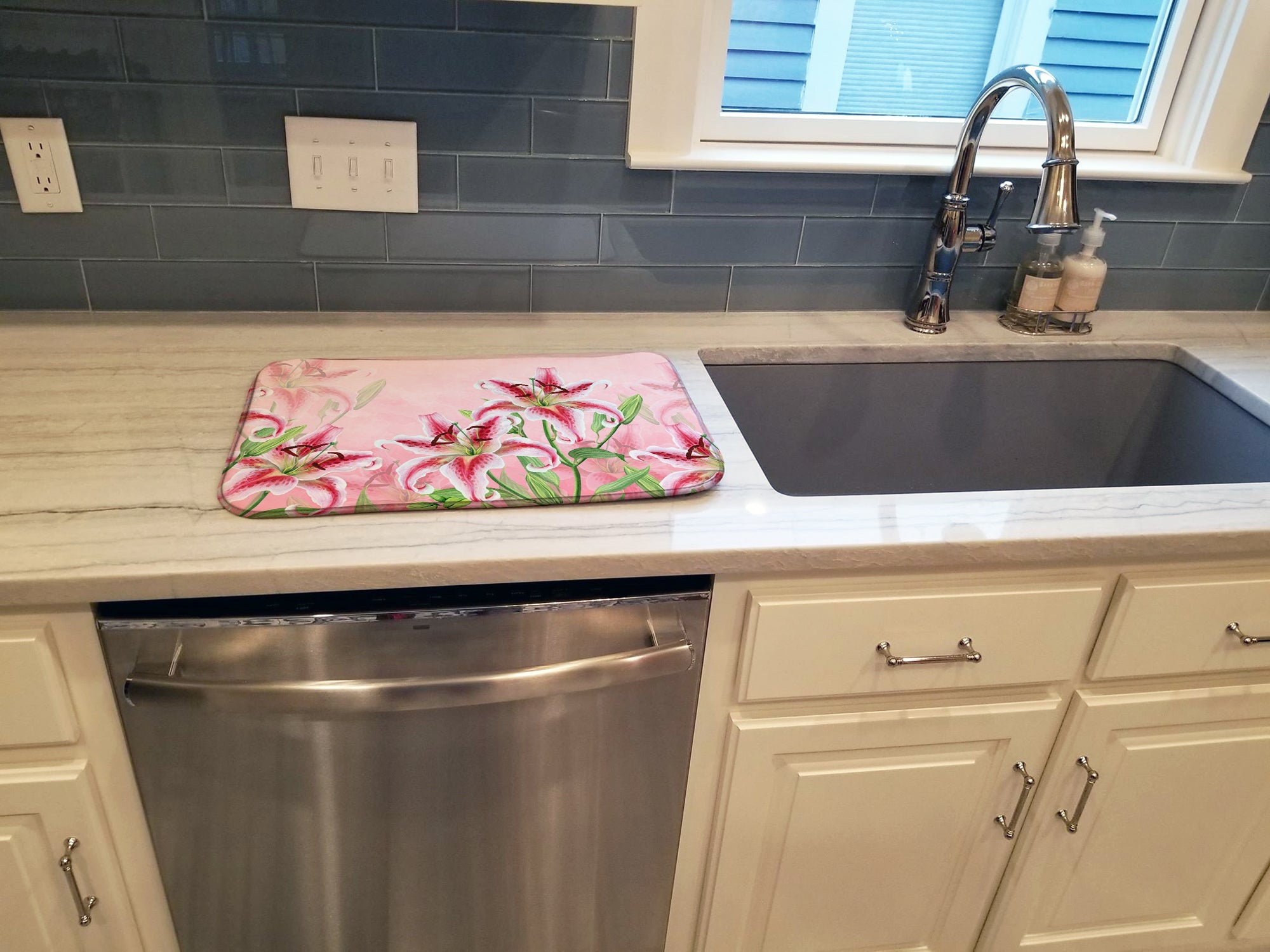 Pink Lillies Dish Drying Mat Absorbent Dish Drying Mat Pad for Kitchen Counter Dish Drainer Mat for Countertop, 14 x 21", Multicolor