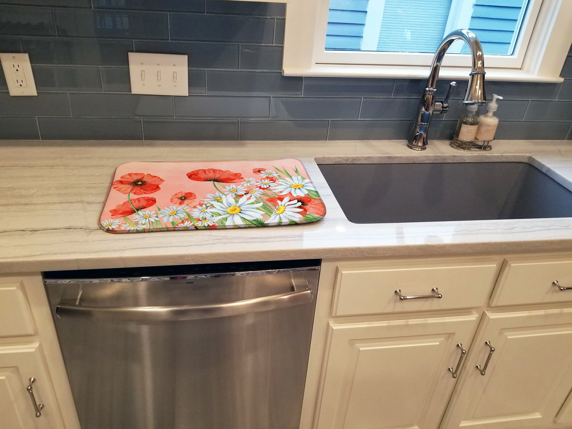 Poppies and Chamomiles Dish Drying Mat Absorbent Dish Drying Mat Pad for Kitchen Counter Dish Drainer Mat for Countertop, 14 x 21", Multicolor