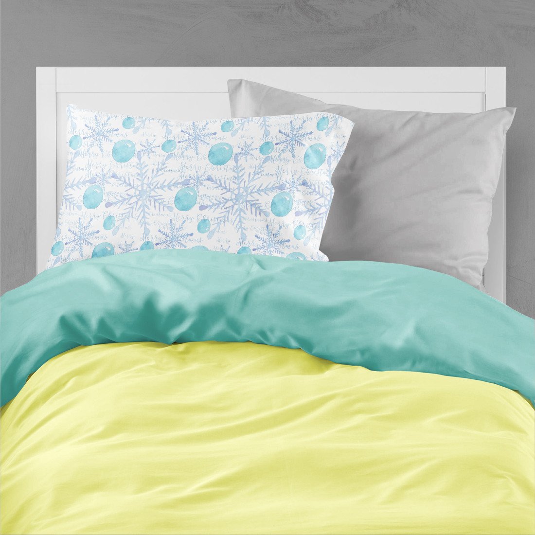Winter Snowflakes on White Standard Pillowcase Lightweight Super Soft Easy Care Decorative Artwork Pillowcase, Standard