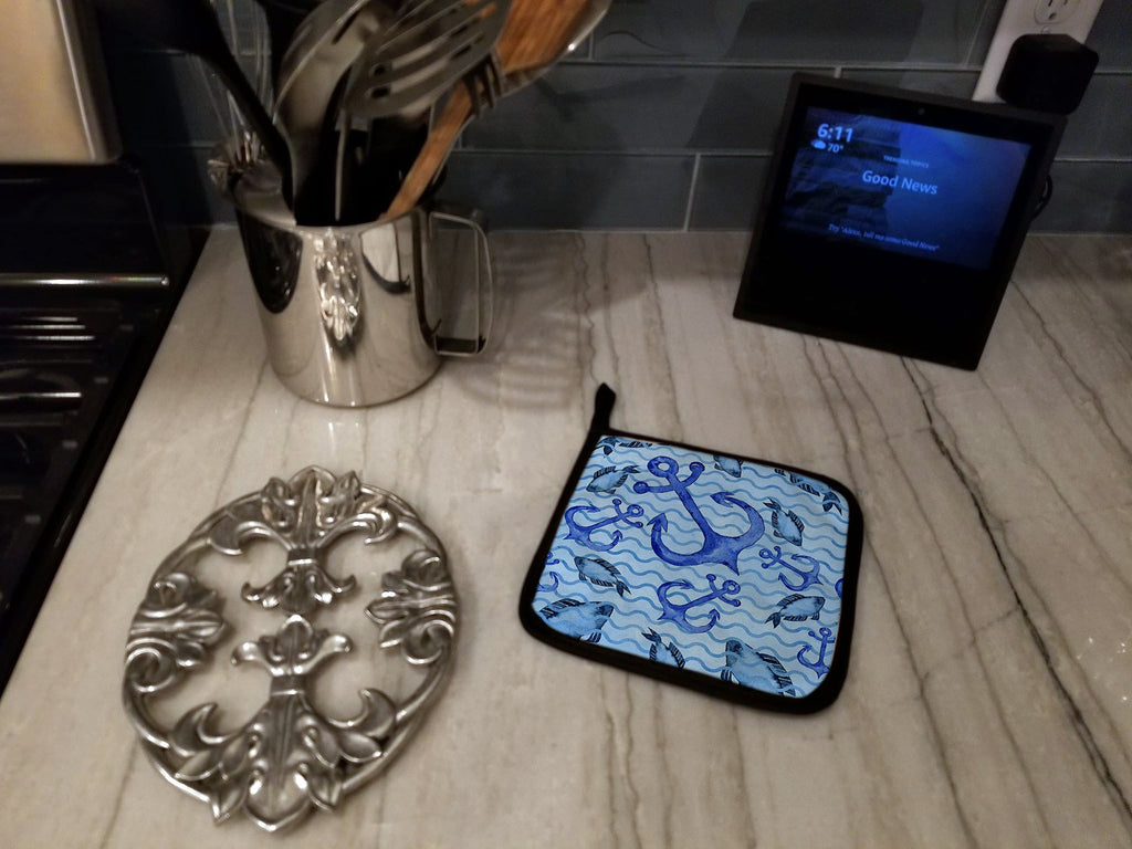 Beach Watercolor Anchors and Fish Pot Holder Set of 2 Heat Resistant Quilted Hot Pads 7.5 x 7.5 Inch, Insulated Kitchen Trivets for Cooking & Baking