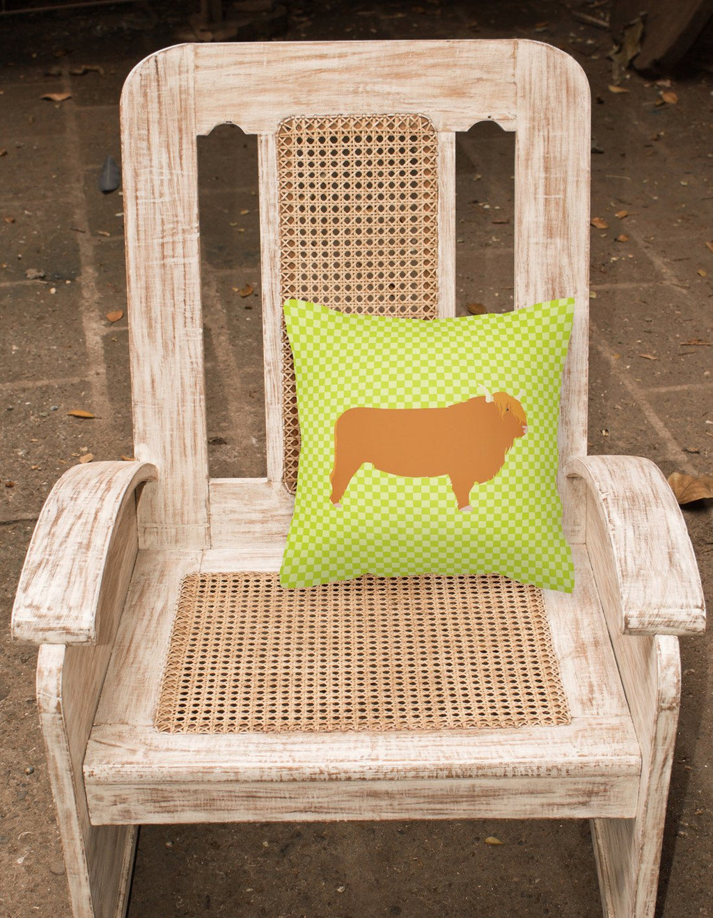 Highland Cow Green Decorative Throw Pillow 18x18 Indoor Outdoor Accent Cushion, Fabric Cover with Insert for Sofa, Bed, Porch & Living Room