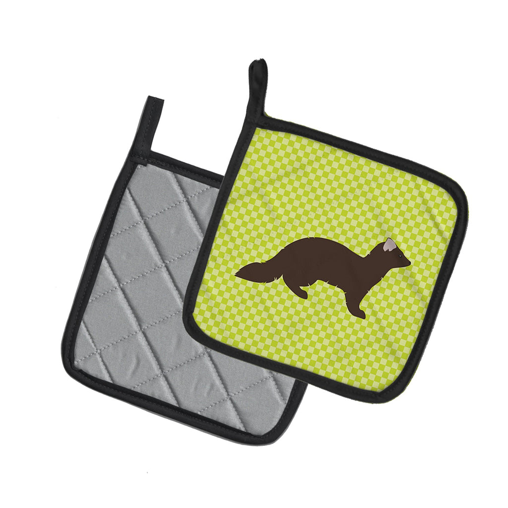 Sable Marten Green Pot Holder Set of 2 Heat Resistant Quilted Hot Pads 7.5 x 7.5 Inch, Insulated Kitchen Trivets for Cooking & Baking