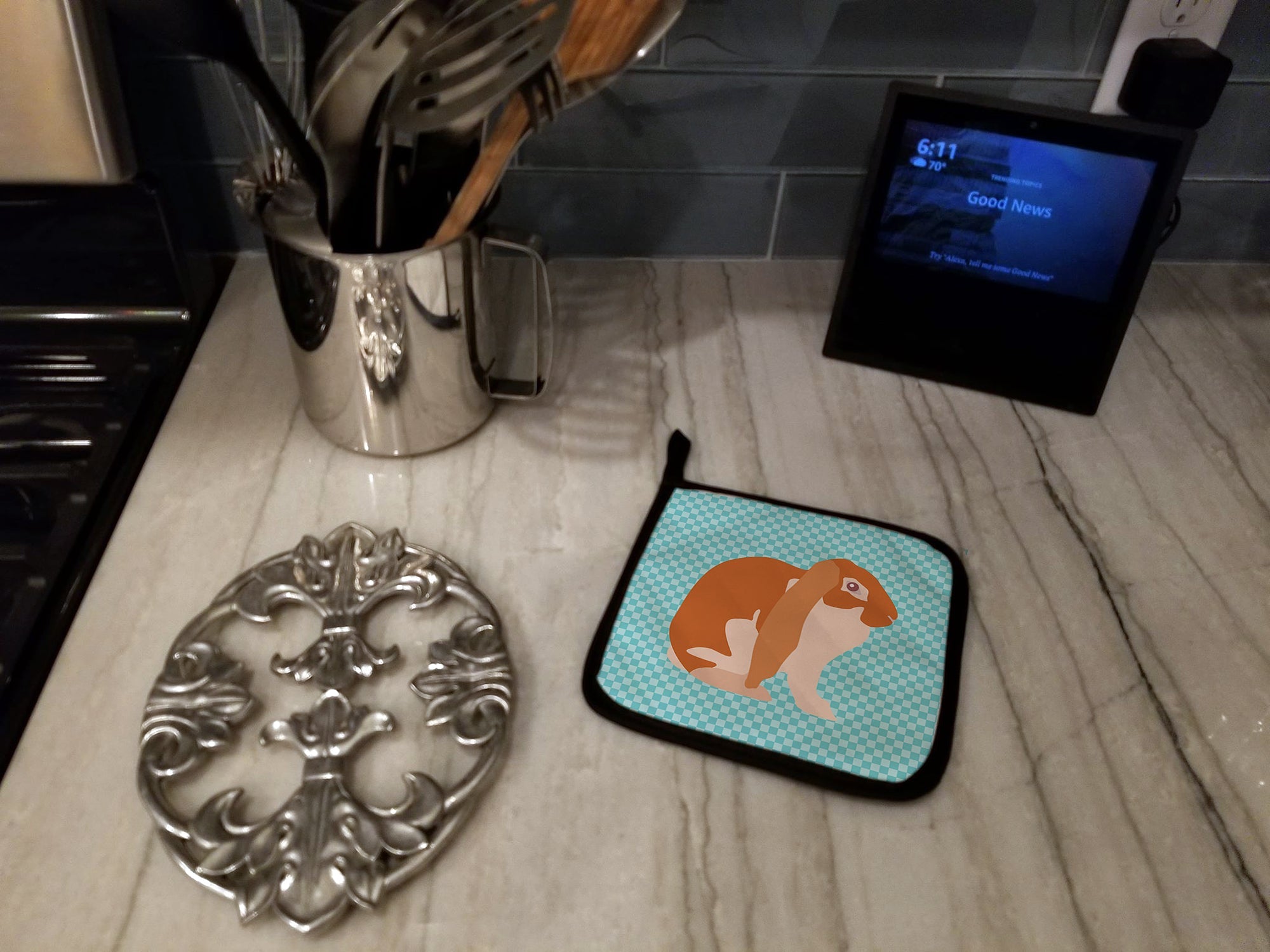English Lop Rabbit Blue Check Pot Holder Set of 2 Heat Resistant Quilted Hot Pads 7.5 x 7.5 Inch, Insulated Kitchen Trivets for Cooking & Baking