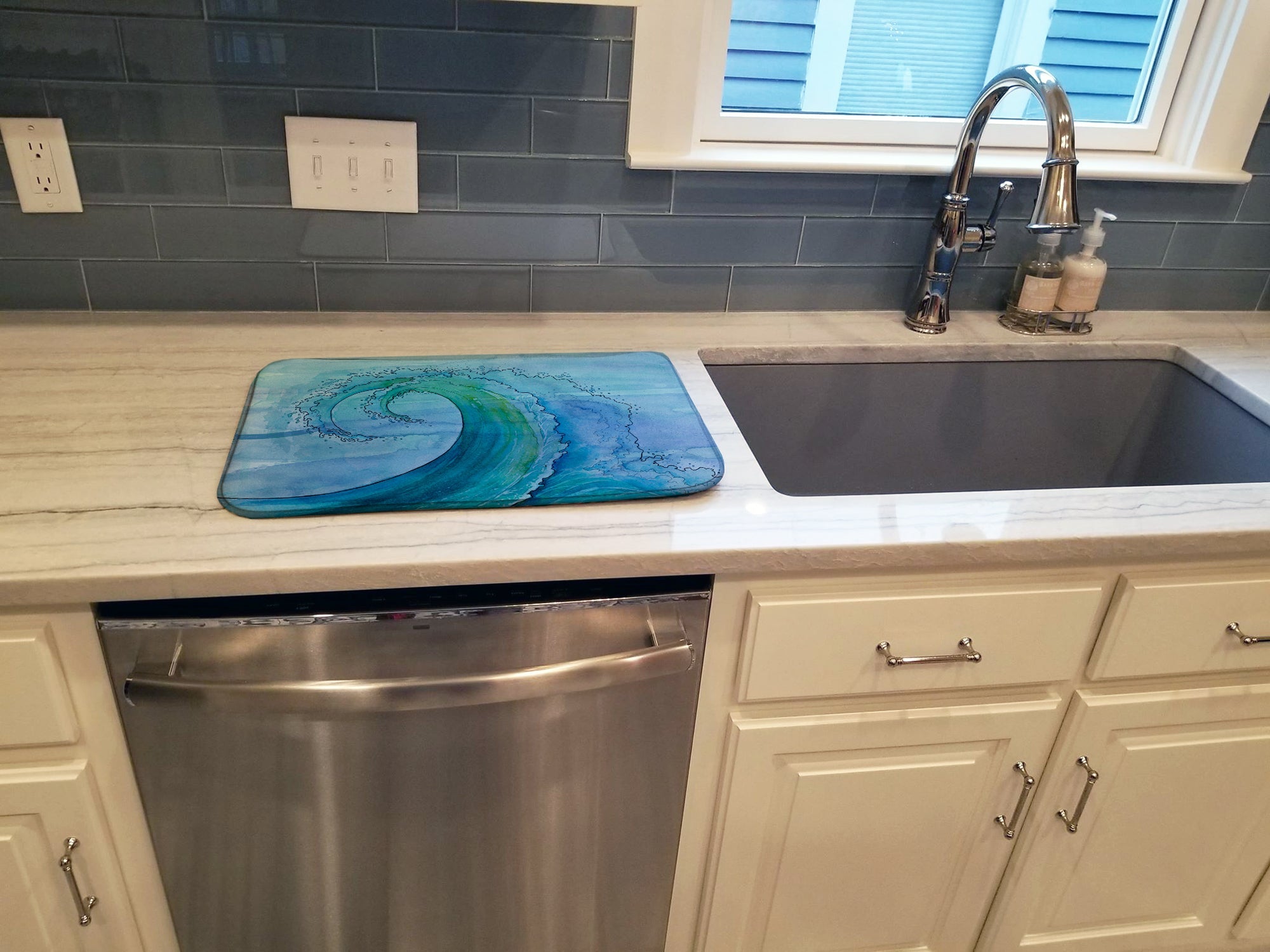 Abstract Wave Dish Drying Mat Absorbent Dish Drying Mat Pad for Kitchen Counter Dish Drainer Mat for Countertop, 14 x 21", Multicolor