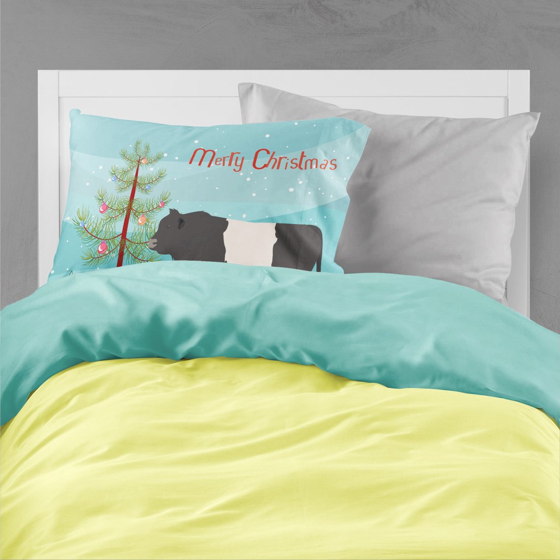 Belted Galloway Cow Christmas Standard Pillowcase Lightweight Super Soft Easy Care Decorative Artwork Pillowcase, Standard