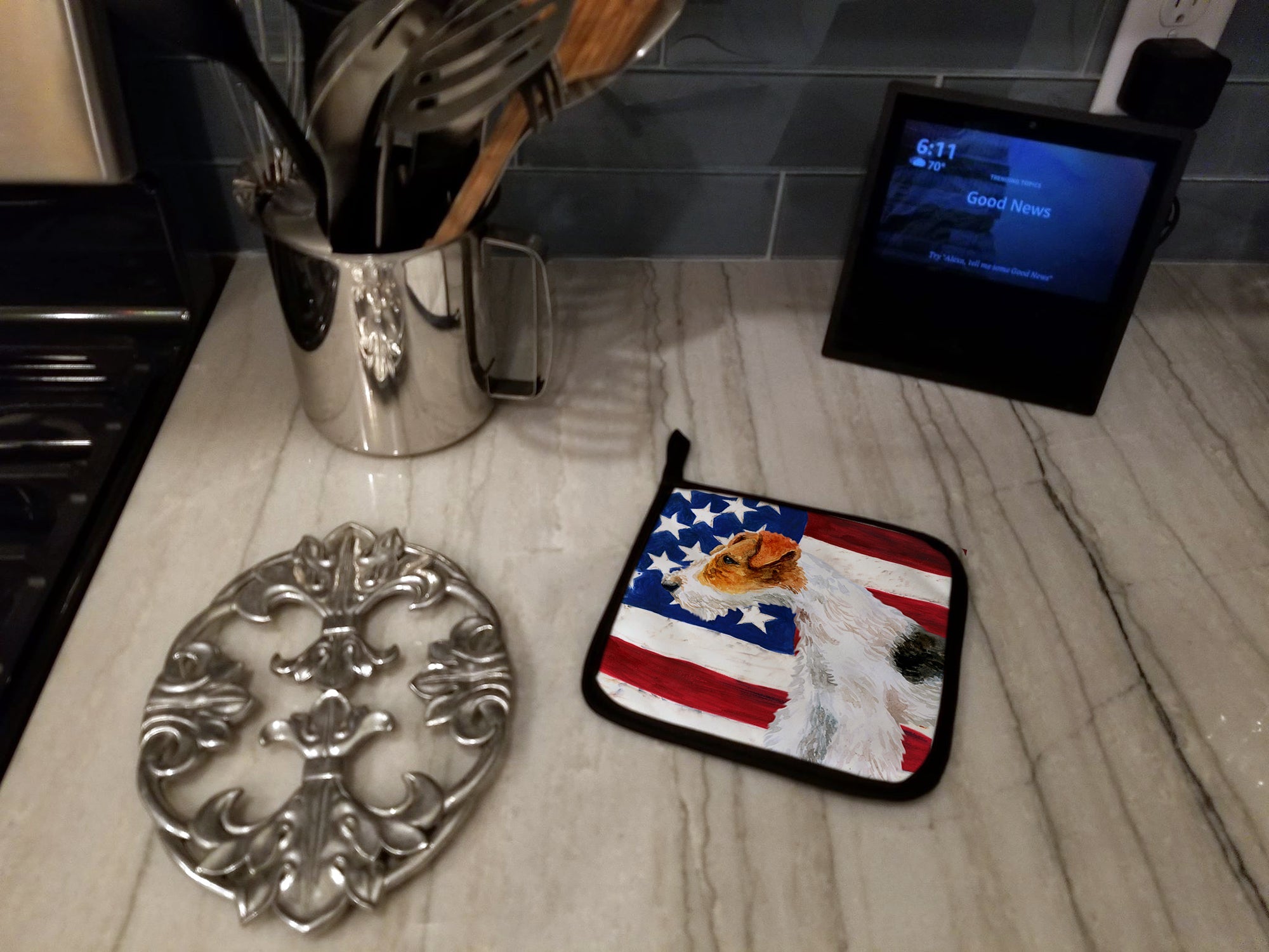 Fox Terrier Patriotic Pot Holder Set of 2 Heat Resistant Quilted Hot Pads 7.5 x 7.5 Inch, Insulated Kitchen Trivets for Cooking & Baking