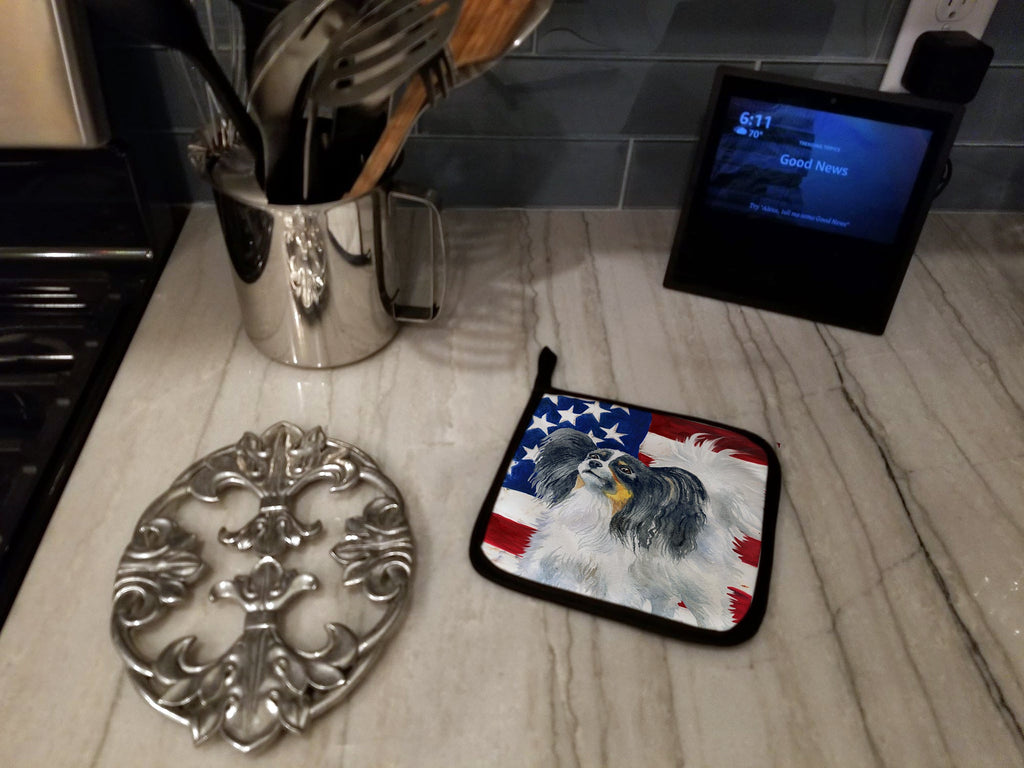 Papillon Patriotic Pot Holder Set of 2 Heat Resistant Quilted Hot Pads 7.5 x 7.5 Inch, Insulated Kitchen Trivets for Cooking & Baking