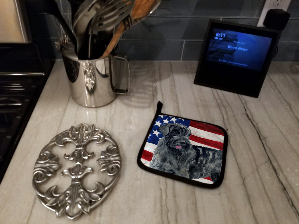 Giant Schnauzer Patriotic Pot Holder Set of 2 Heat Resistant Quilted Hot Pads 7.5 x 7.5 Inch, Insulated Kitchen Trivets for Cooking & Baking